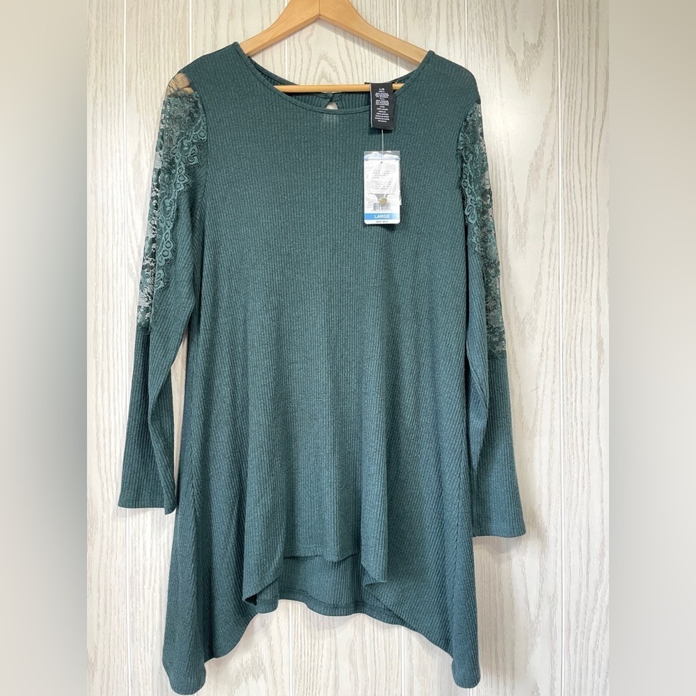 Premise Size Large Luxury Lace Long Sleeves Ribbed Blouse, Green Gables NWT